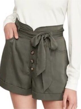 NWT express xs high waisted sorty shorts- Olive